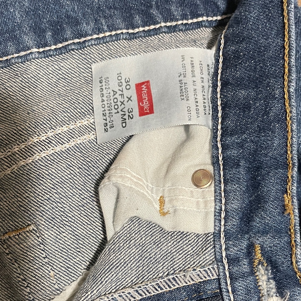 Wrangler Classic Blue Jeans